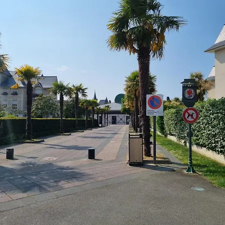 Havre Marin Du Centre Lumineux, Spacieux A 5 Min De La דירה דינאר